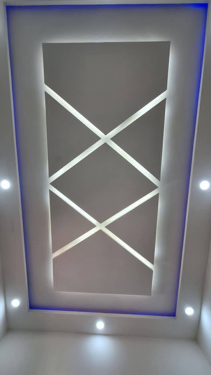 Vertical water supply lines routed to ceiling by Sabbaq Fannan Al Riyadh