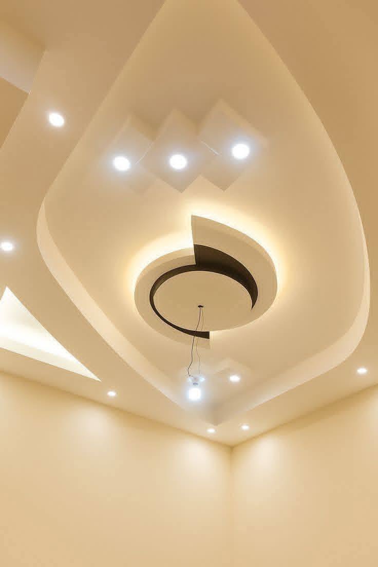 Modern ceiling lighting installed in a Riyadh home by Sabbaq Fannan Al Riyadh